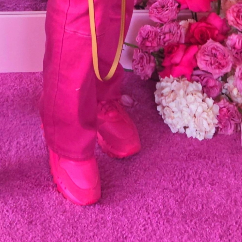 Reebok Cardi B v2 Suede Hot Pink Size 8